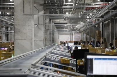 曠視智慧物流解決方案 以智能不干膠標簽為切入點，賦能服裝企業實現高效轉型